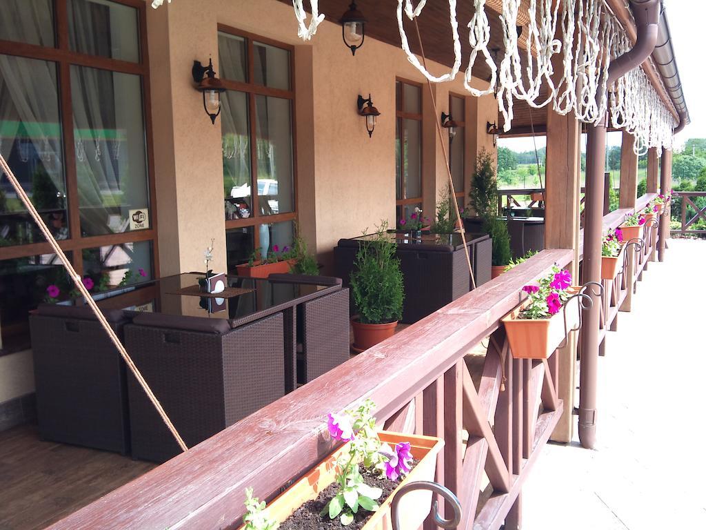 Chalet Hotel Zhytomyr Ngoại thất bức ảnh