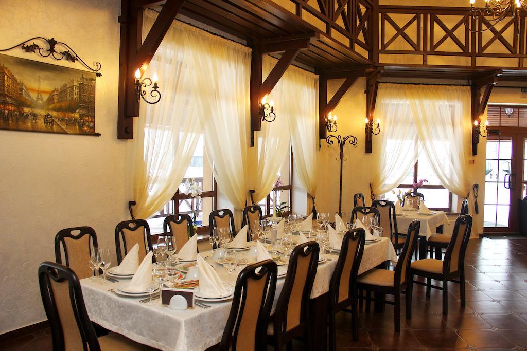 Chalet Hotel Zhytomyr Ngoại thất bức ảnh